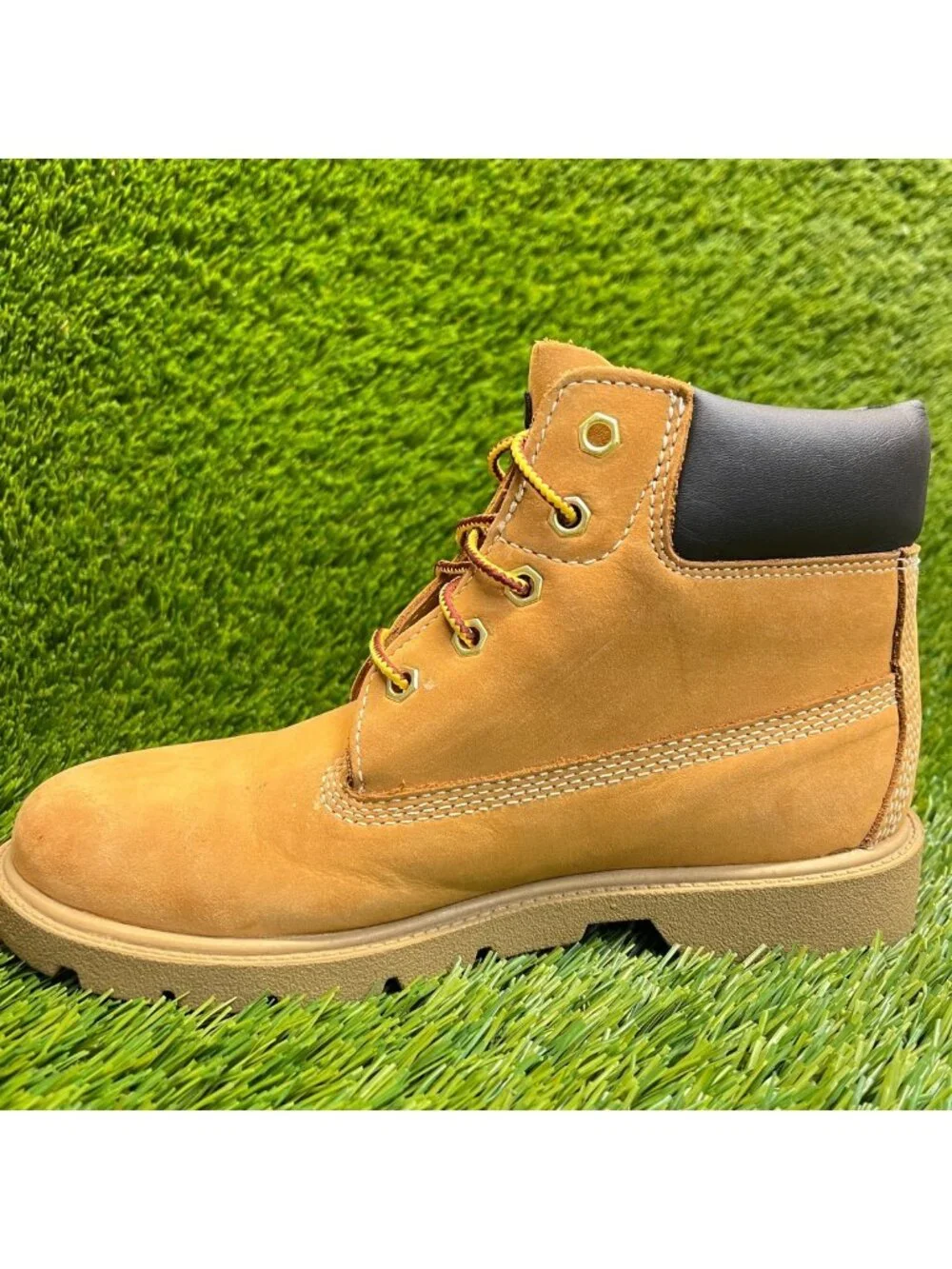 Timberland 6-Inch Premium Boys Size 3Y Brown Outdoor Waterproof Ankle Boots